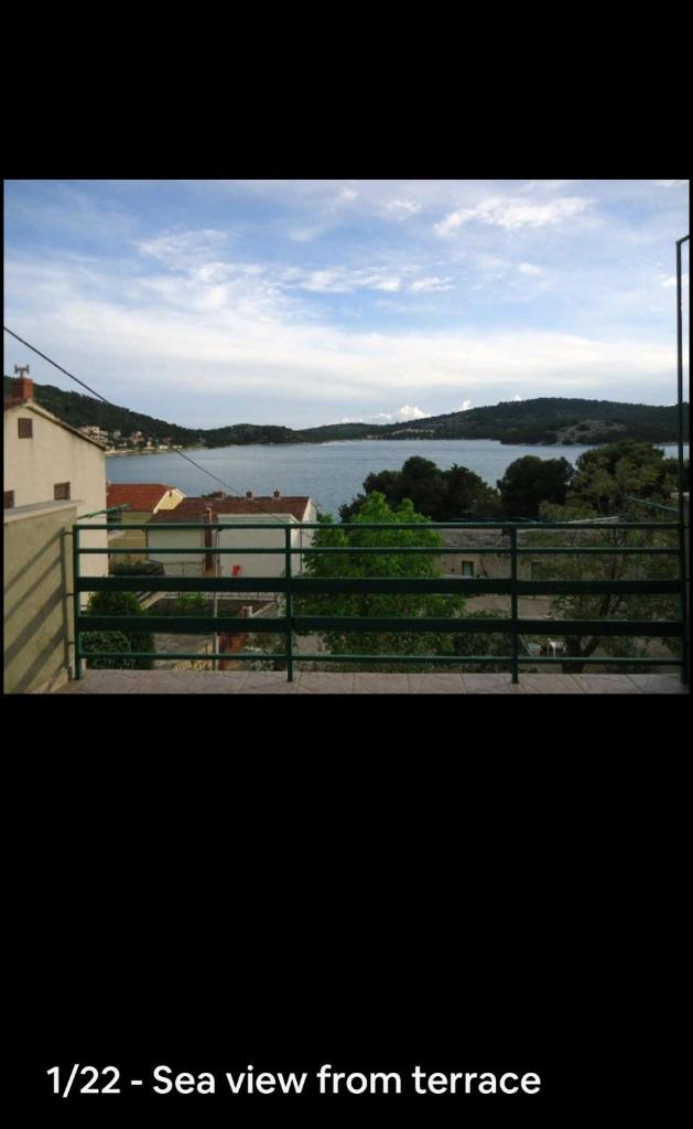 Apartment Josip with beautiful sea view photo 1
