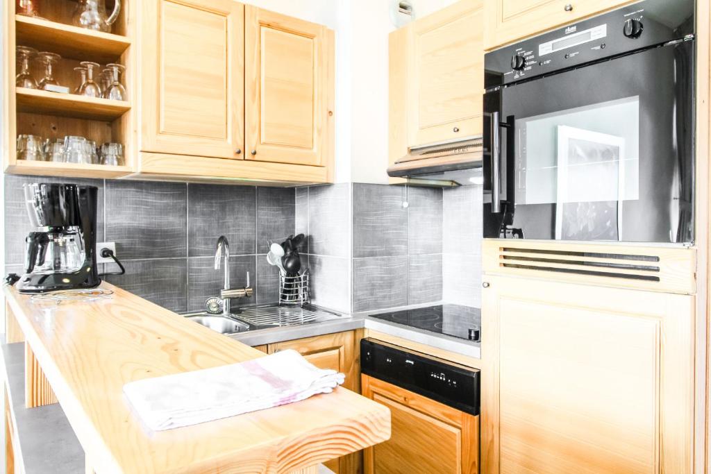Private penthouse 2-bed Apartment, ski in and out in 5* Flaine Residence photo 4