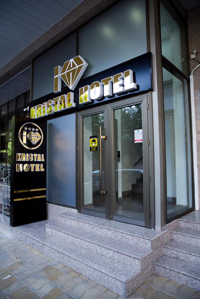 Kristal inn Hotel - Tap to explore photos