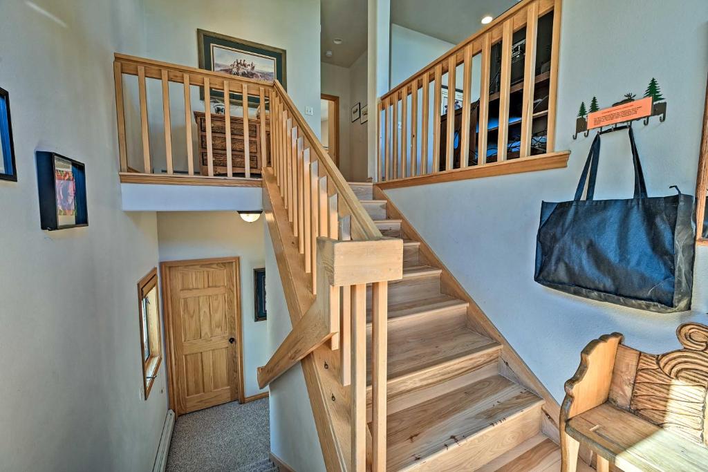 Mountain Home with Decks, Walk to Gondola photo 3