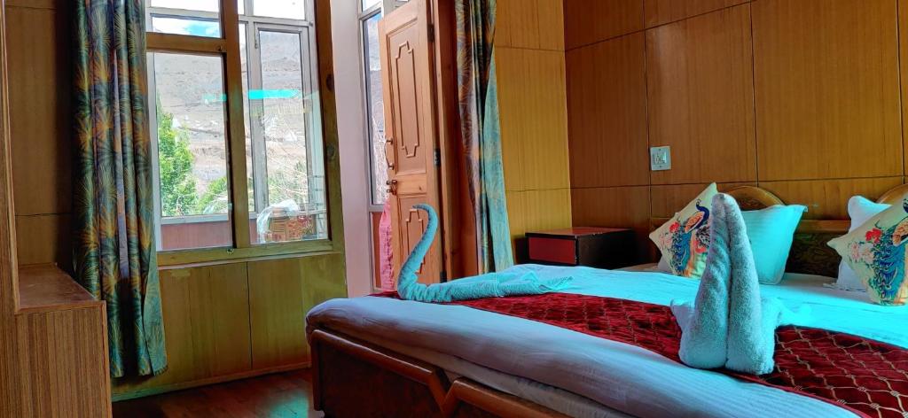 Семейный (Семейный номер с ванной комнатой), Youthok Guest House
