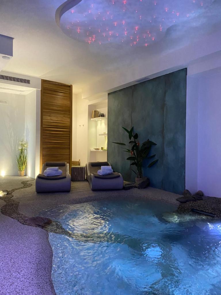 Blue Bay Suite & Spa photo 1