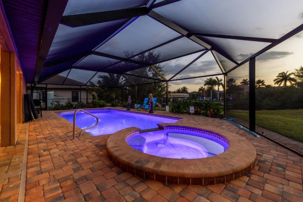 Enchanted Views, Wondrous Memories, Water Views with Heated Pool & Spa image