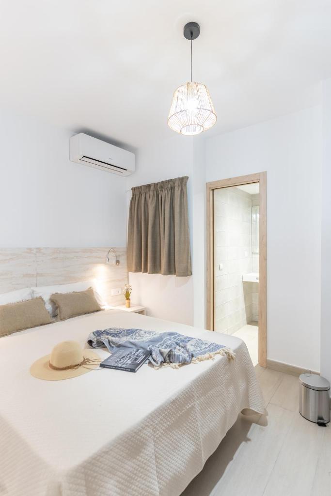 Hostal Rosell Boutique photo 3
