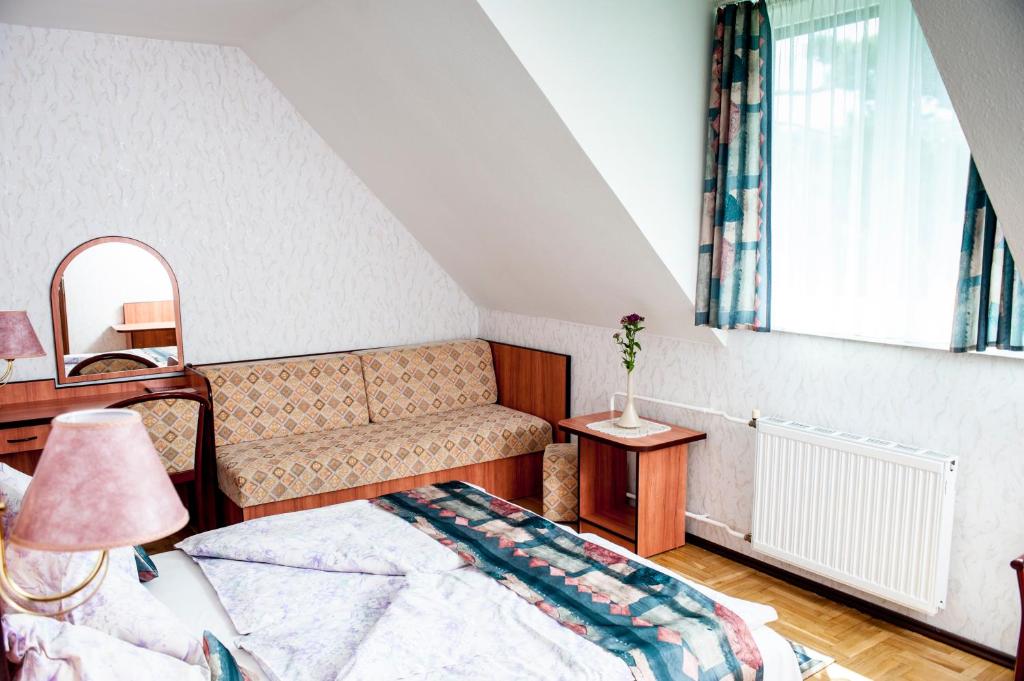 Трехместный (Трехместный номер), Beatrix Hotel