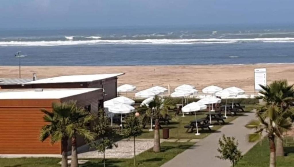 BLANCA BEACH Vue piscine photo 2