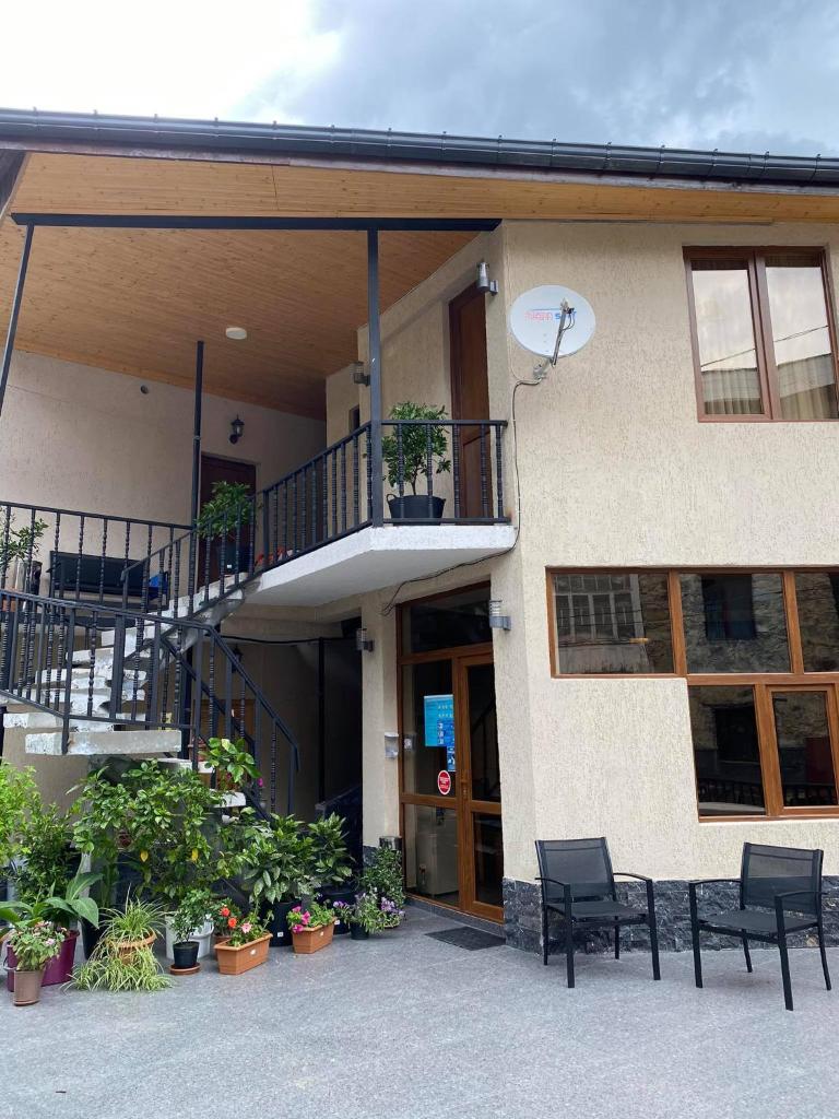 Guest House Nikala photo 1