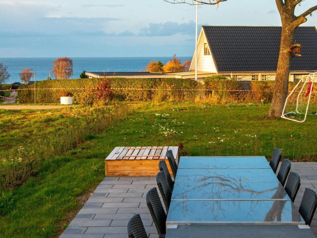 12 person holiday home in Alling bro photo 2