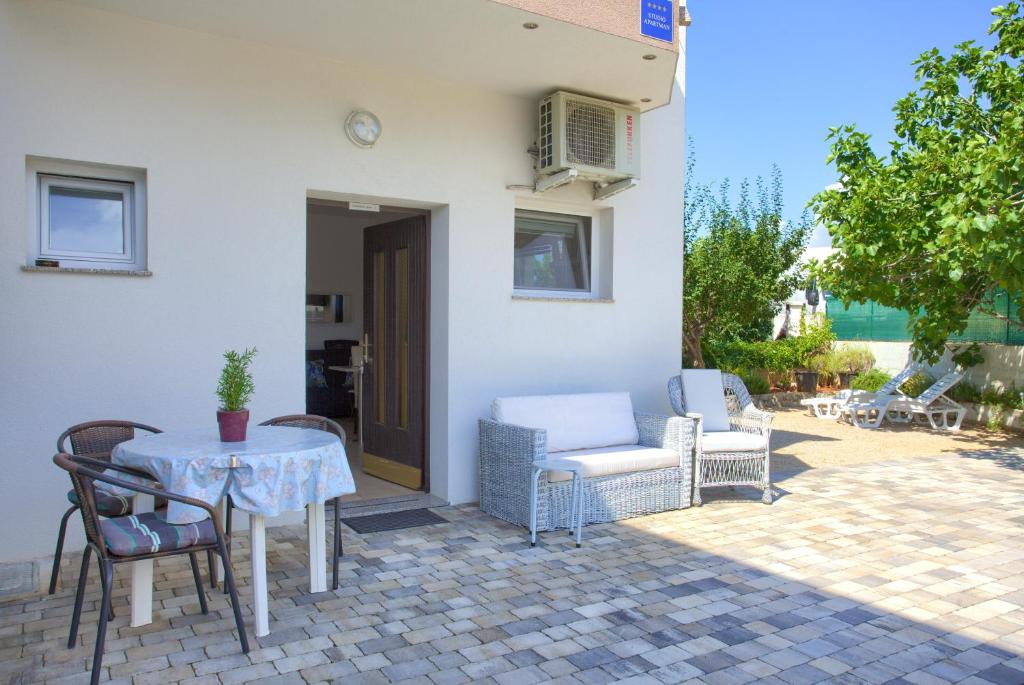 Apartment Nena photo 1