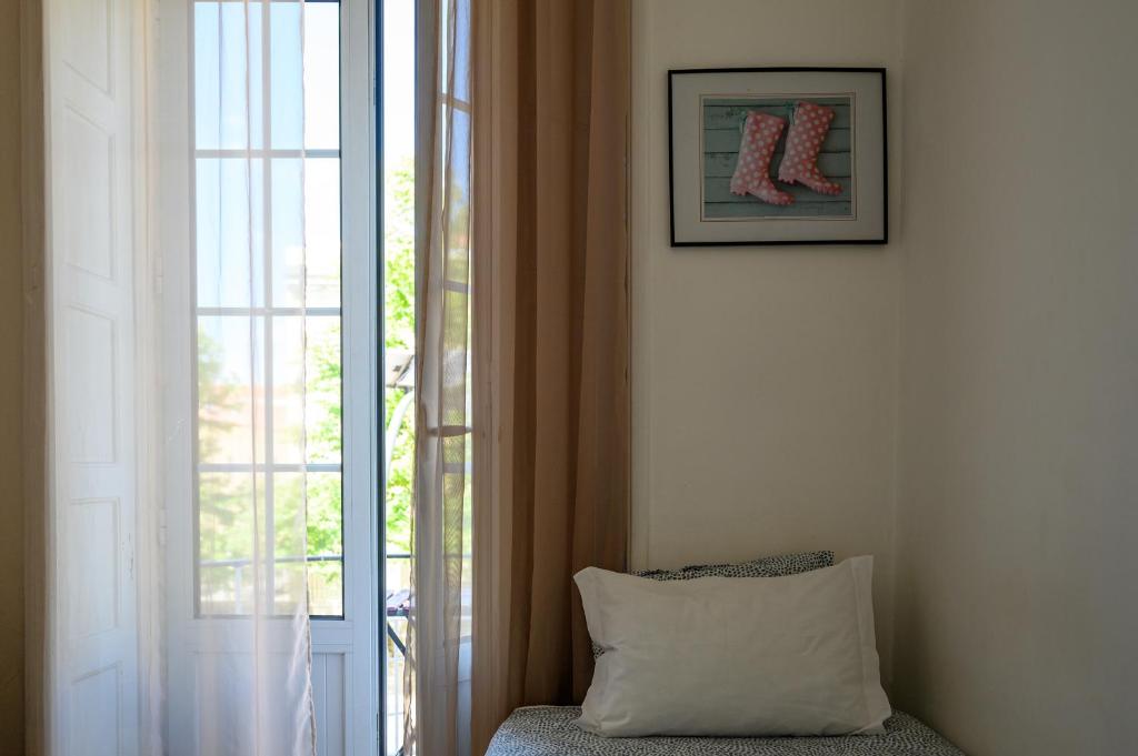 Двухместный (Двухместный номер «Комфорт» с 2 отдельными кроватями), Terrace Lisbon Hostel