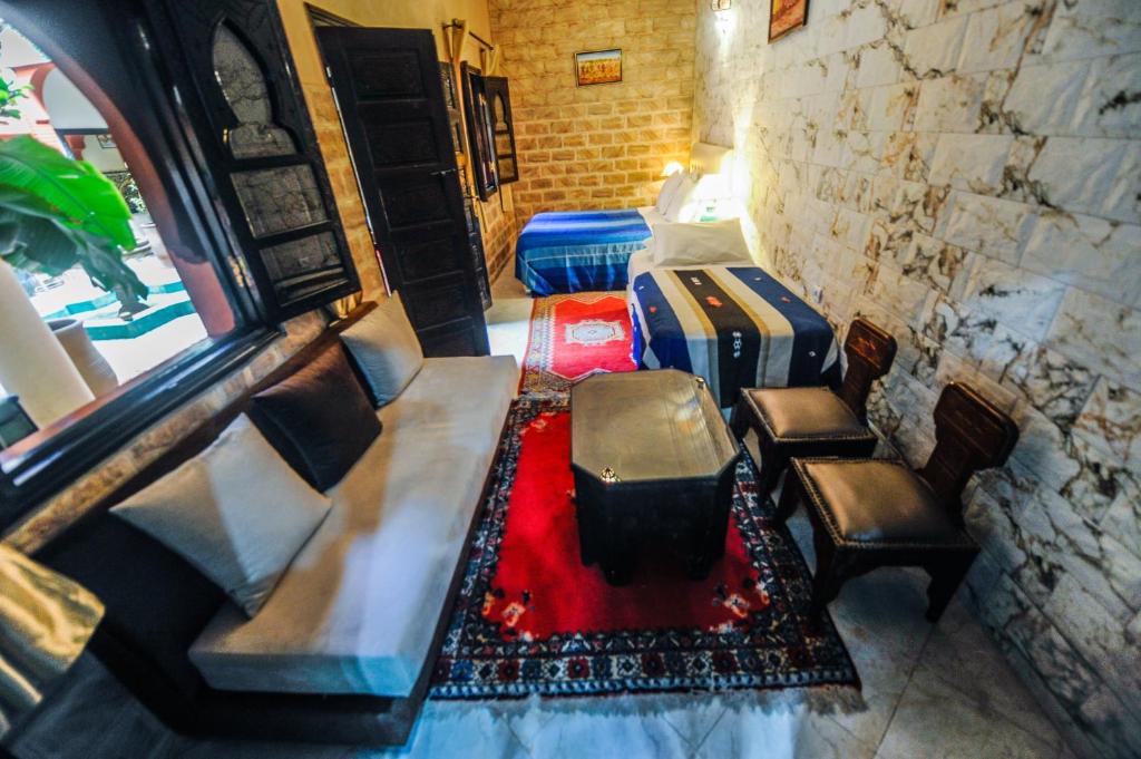 Трехместный (Трехместный номер «Олива»), Riad Errabii
