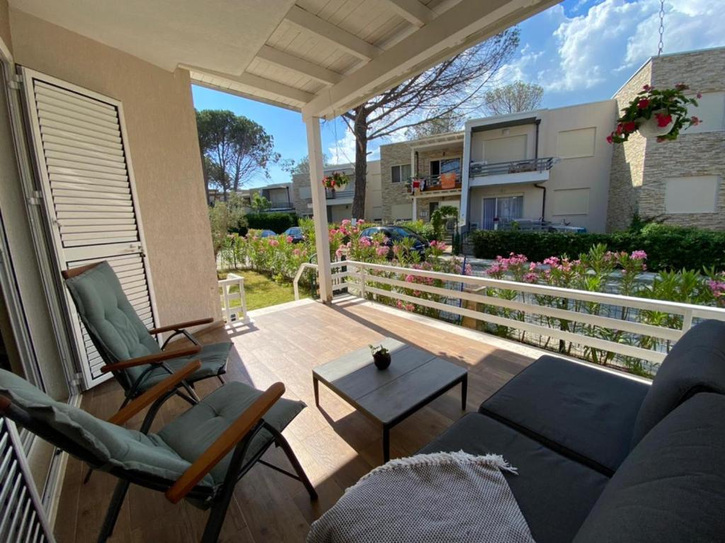 DEJA BLUE Beach House Bay of Lalzi Durres Gjiri Lalzit photo 2