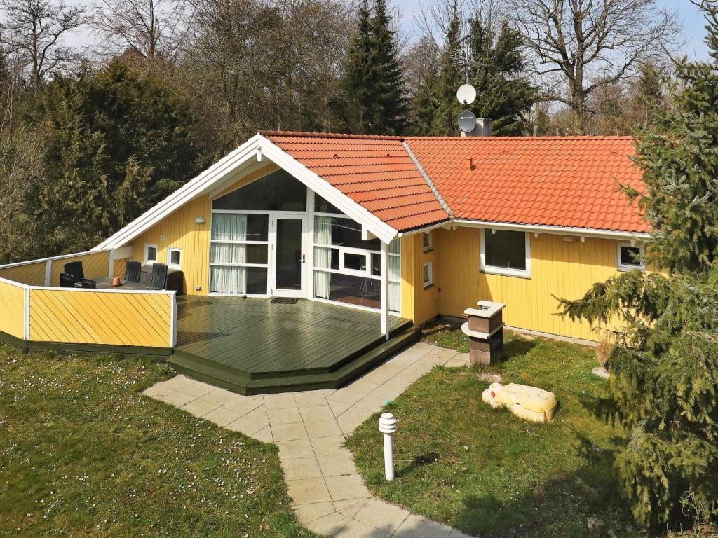 11 person holiday home in Str by