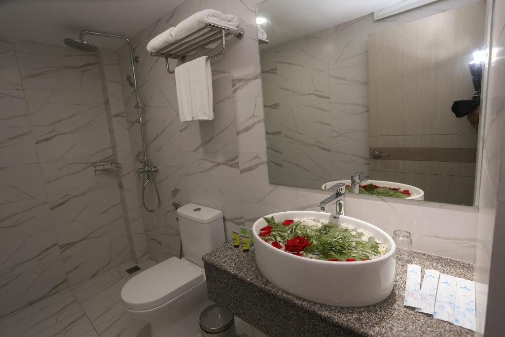 Yangon Win Hotel photo 3