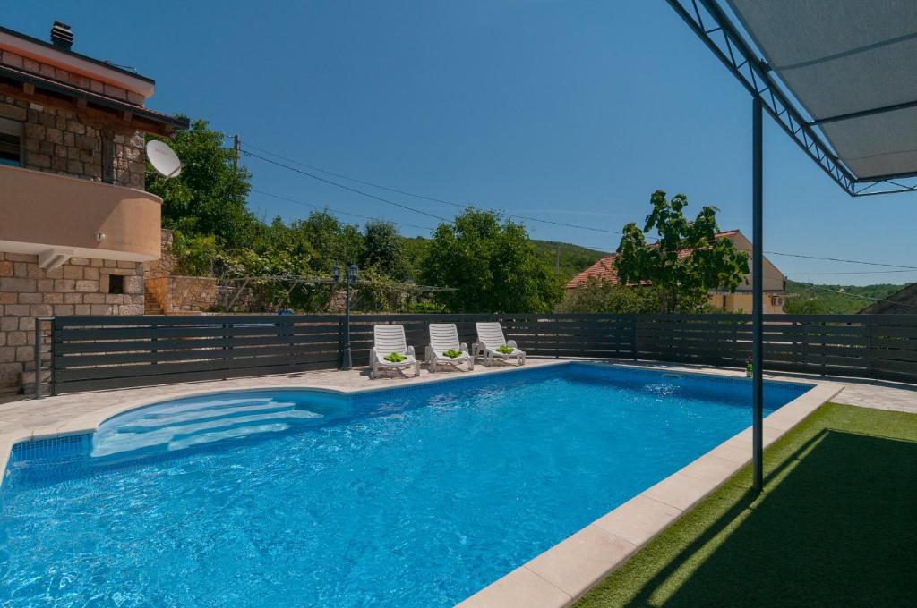 Holiday Home Mateovi Dvori photo 2