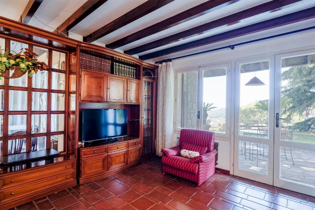 Villa Tamagna - Swimming Pool, Barbeque, Garden photo 3