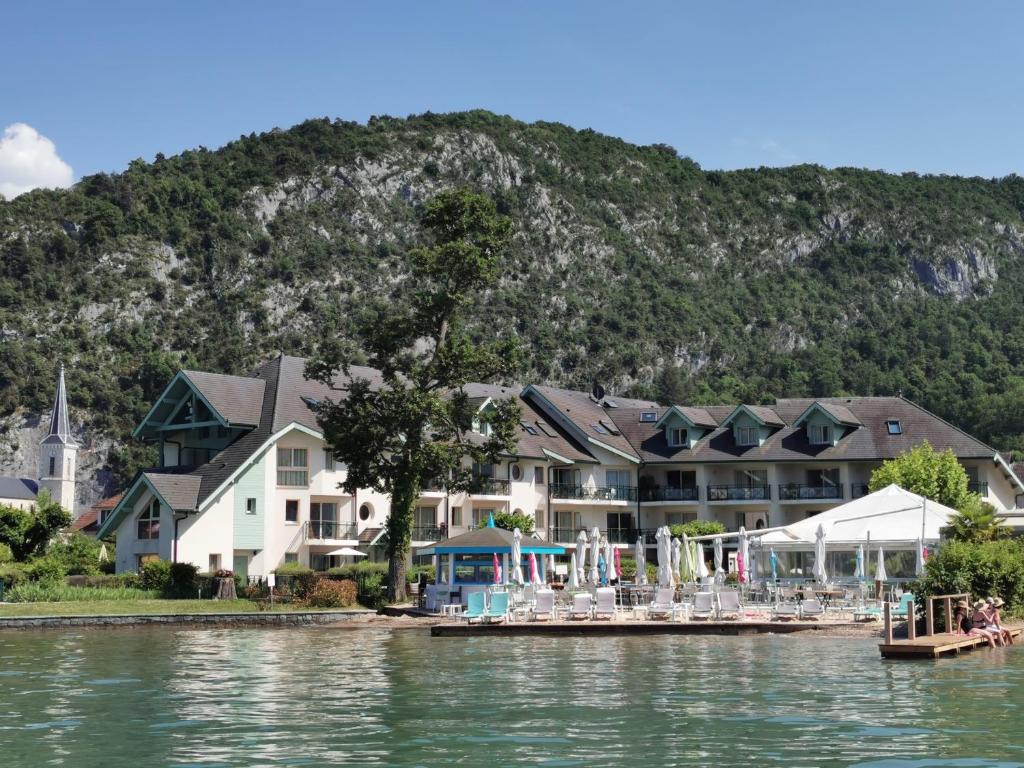 Lac Annecy plage privée, Duplex Baie des voiles photo 4