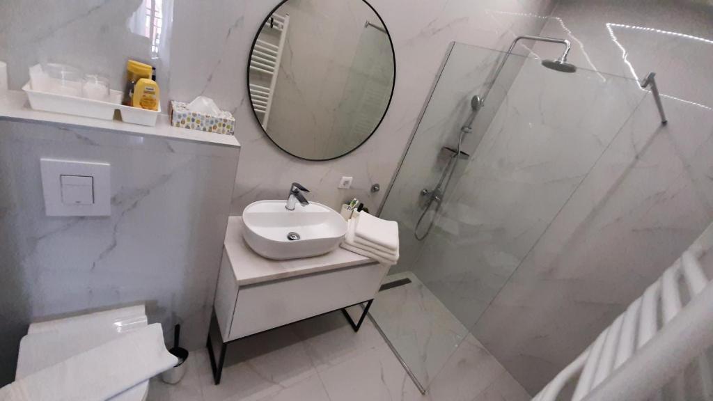 NINA Studio Apartment photo 4