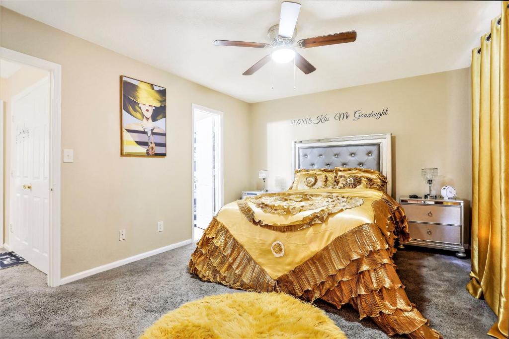 Sweet Home Georgia - Entire 2 Bedroom House photo 3