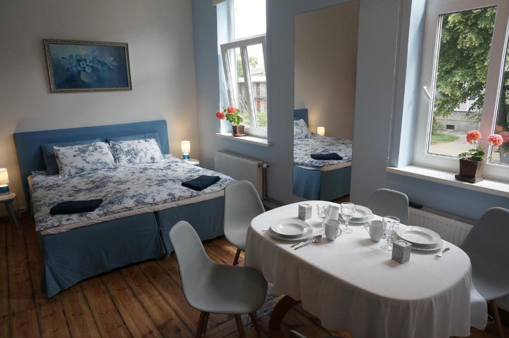 Bluebird Apartment photo 3