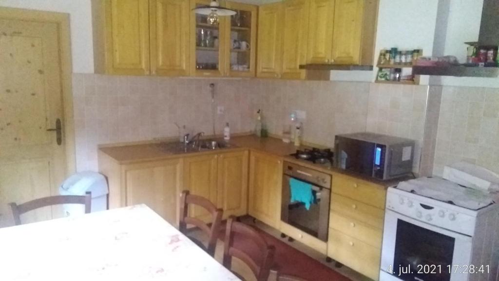 Holiday home Polsak photo 2
