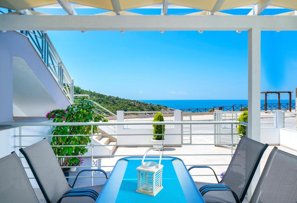 Tarsa's House by the Sea photo 2