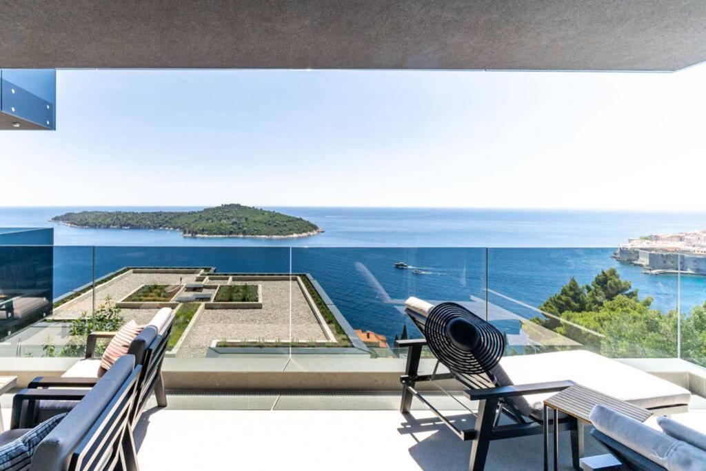 New&Luxury 5* with an Amazing View - Pure Apartment photo 4