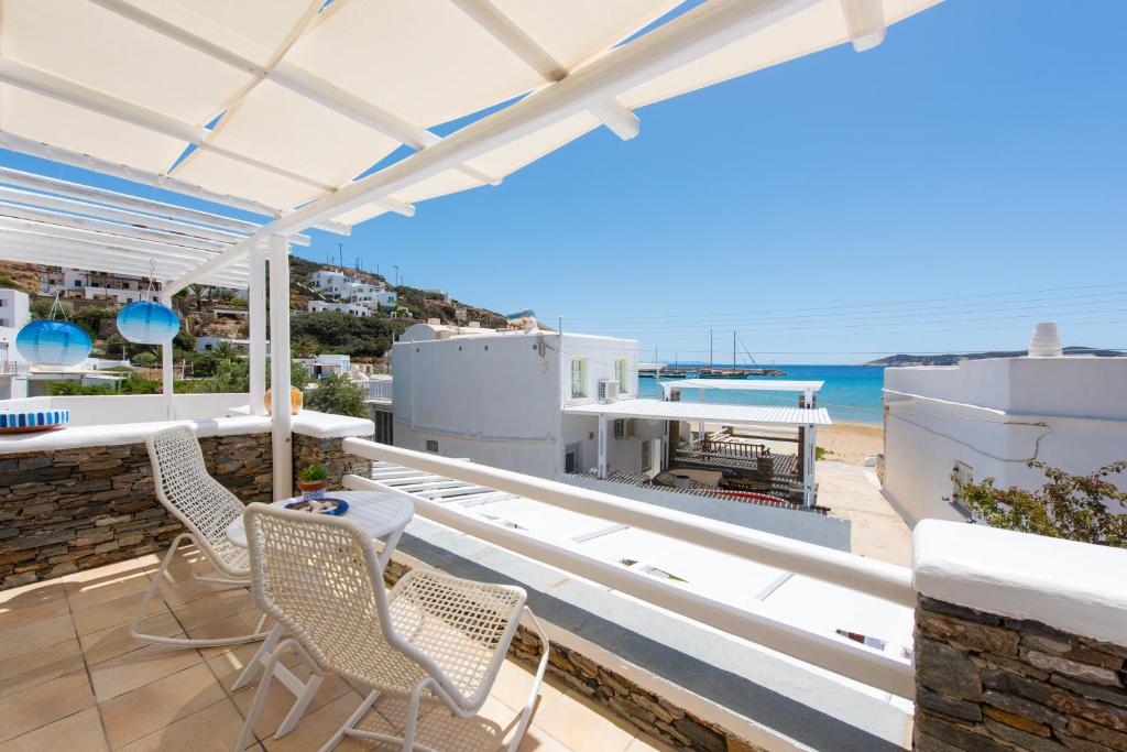 Miles Away Sifnos - Beachfront House photo 2