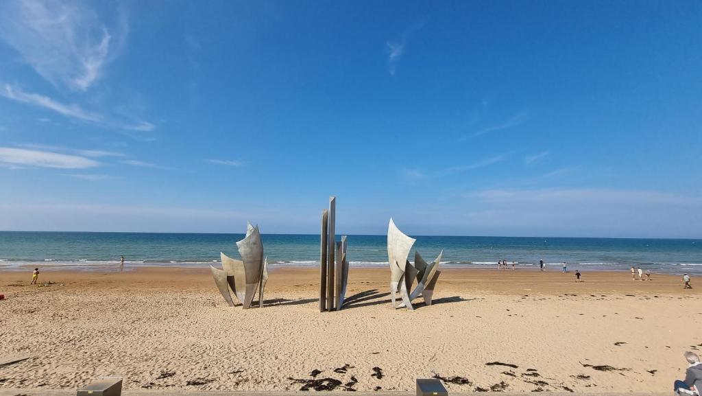 Dday House photo 1