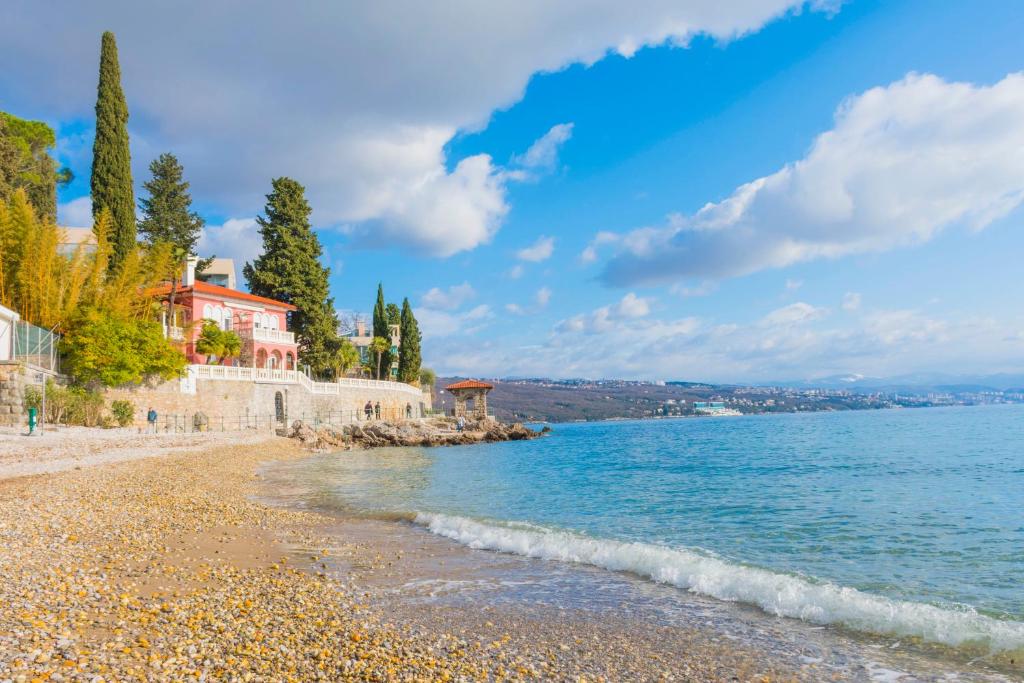 Apartments Anita near Opatija with private parking photo 2
