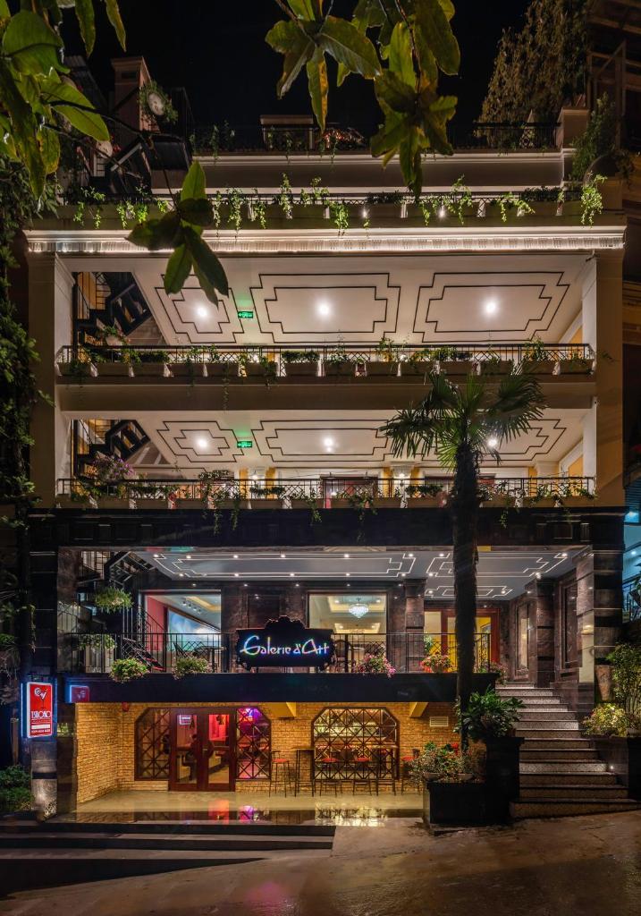 Cat Cat Galerie d’Art