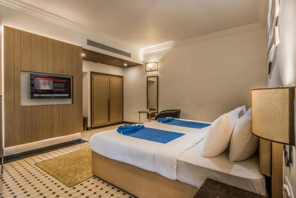 Двухместный (Superior Room- 24 hours check-in check-out), Radisson Goa Candolim