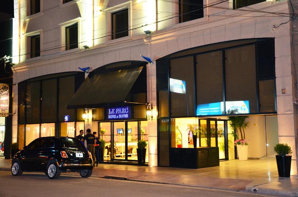 Le Parc Hotel & Suite photo 1
