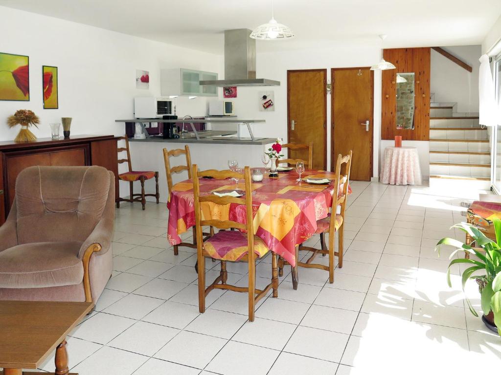 Holiday Home Ty Kerzo - PHM100 by Interhome photo 3