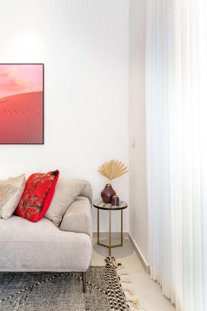 Beachfront Diamond by Five Stay photo 3
