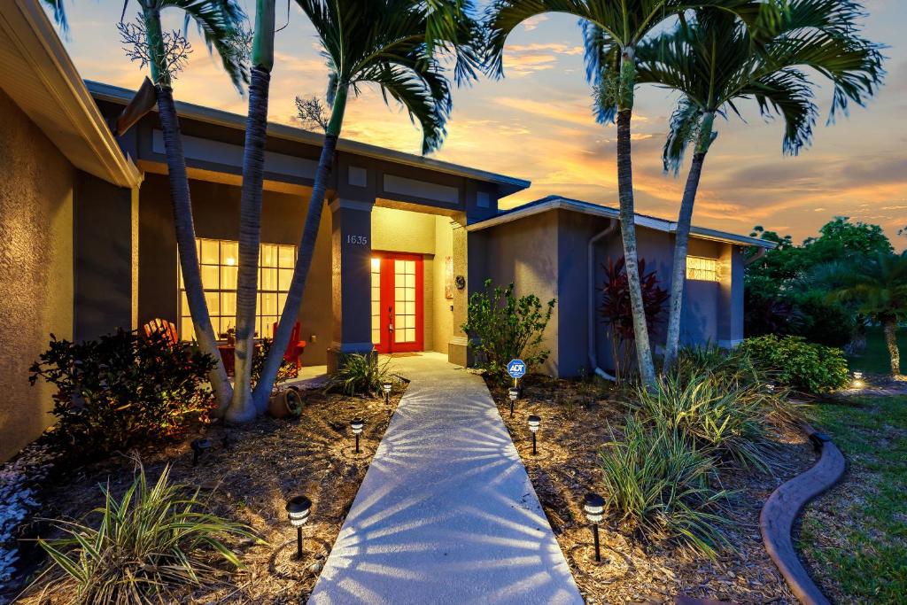 Newly Renovated Villa with Heated Pool! - Villa Taina - Roelens Vacations image
