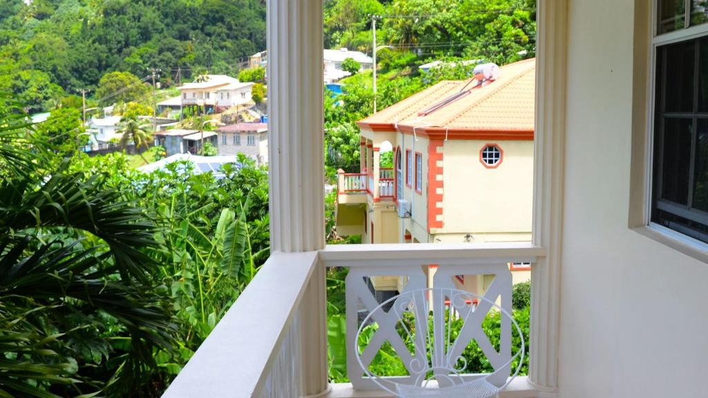 Bascombe Apartments photo 3