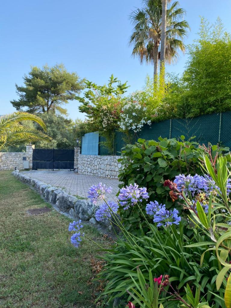 LA BASTIDE DE CHARME photo 3