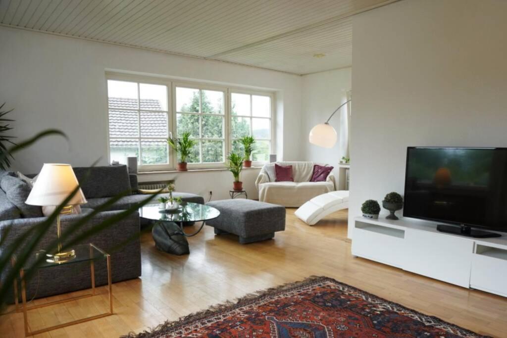 Grüne Wohlfühloase mit einmaliger Aussicht photo 2