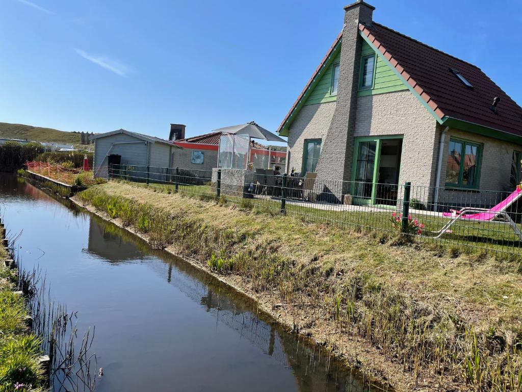 Номер (Дом с 3 спальнями), Bungalow Strandparel