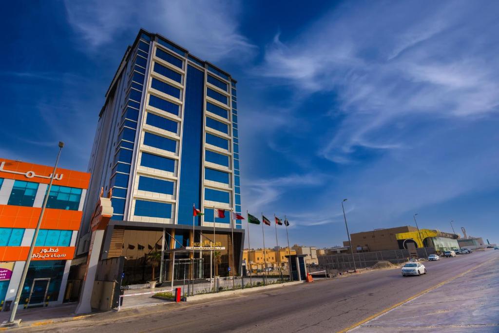 The Gate Hotel and Apartments photo 1