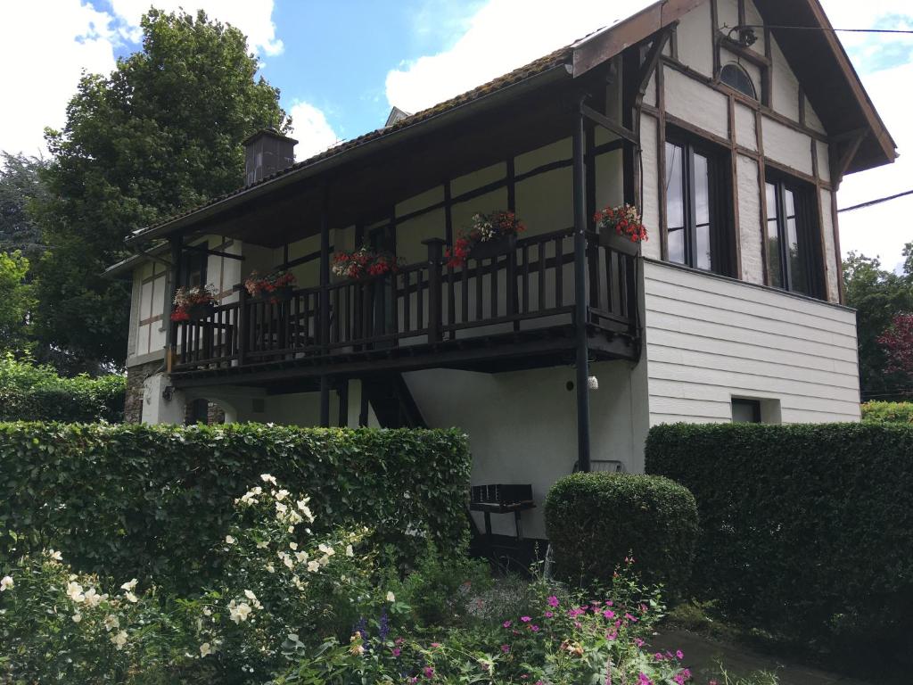 Holiday Home "Les Ancolies " Gîte citadin photo 4
