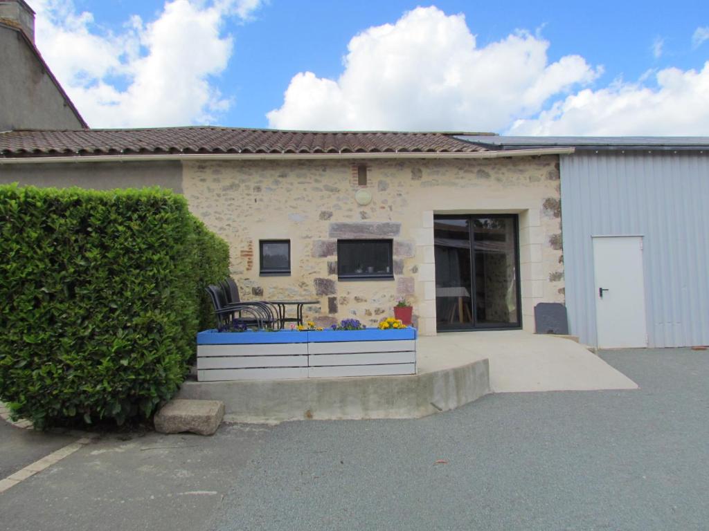 Gîte la petite maison photo 2