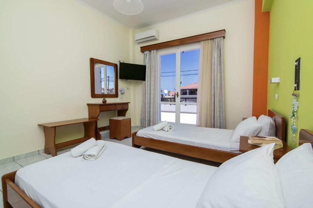 SunBliss Studios & Apartments photo 4