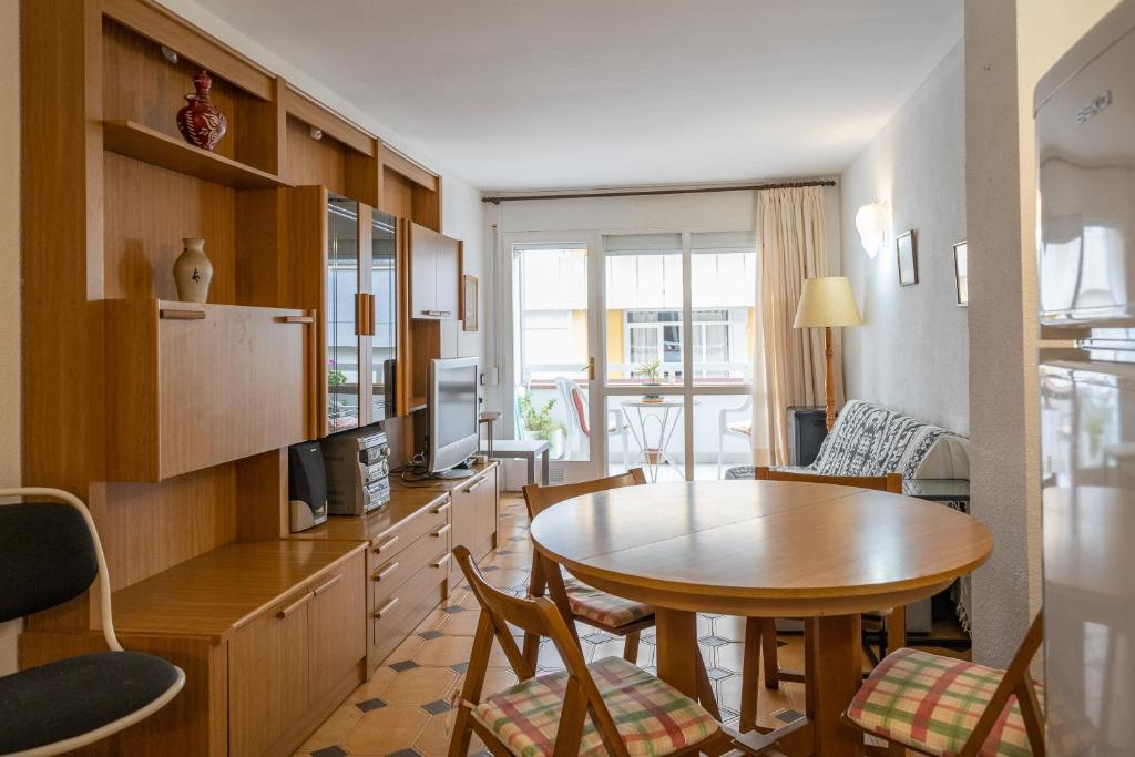 HomeHolidaysRentals Tarongers photo 4