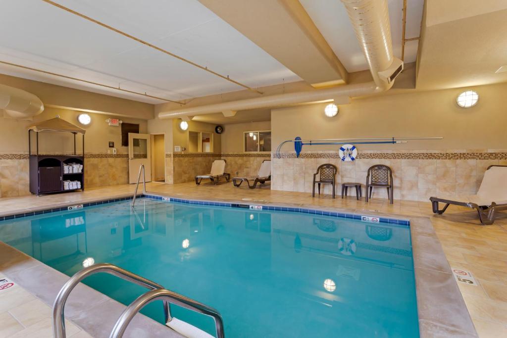 Comfort Suites North Knoxville photo 2