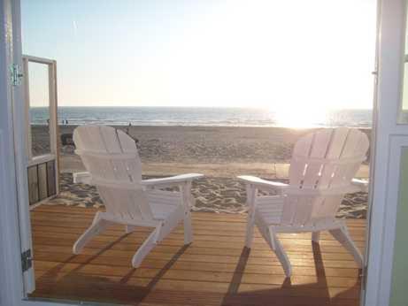 Luxe Strandhuisje op het strand van Wijk aan Zee met wifi photo 4
