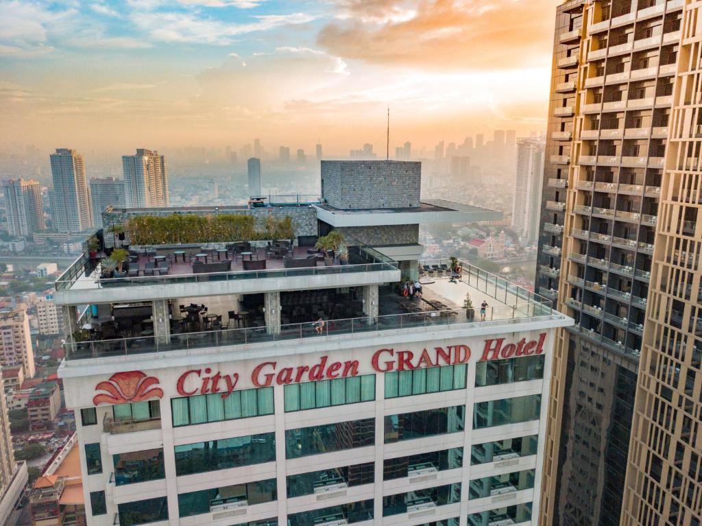 City Garden Grand Hotel photo 1