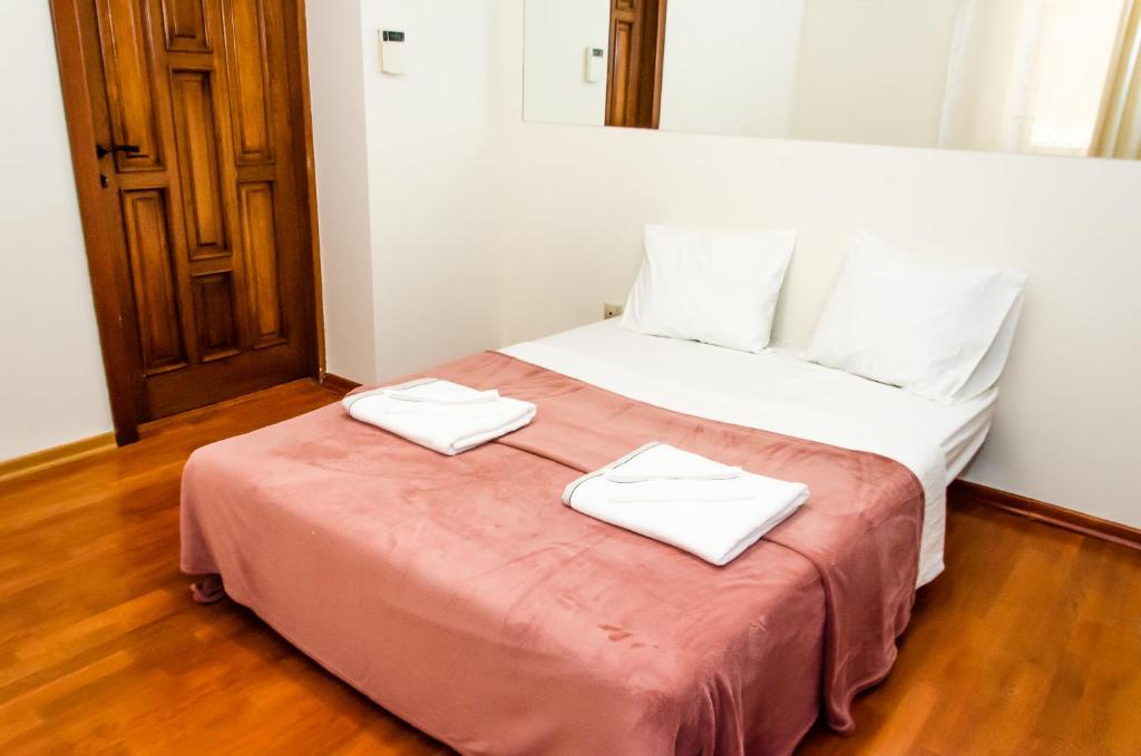 Bohemian Apartment - Center of Bucharest, Bucharest