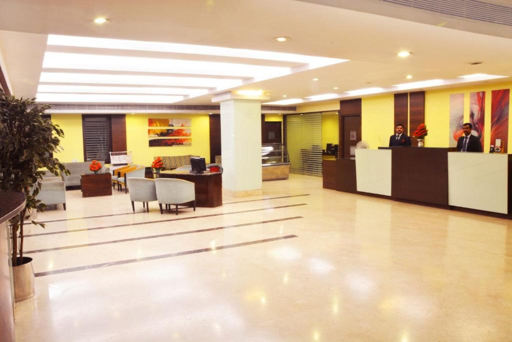 Двухместный (Superior Double Room -  Book & Unlock Exclusive Deals/Discounts.), Ashraya International Hotel